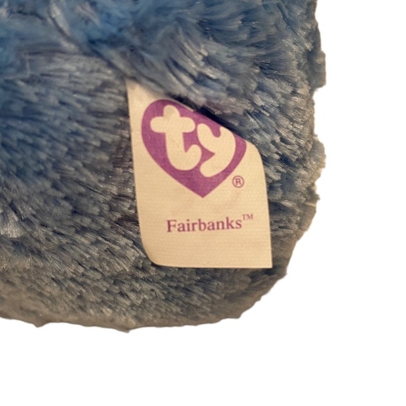 TY Beanie Boos FAIRBANKS the 7" Plush Blue Penguin Santa Hat Retired Solid Eyes - Picture 7 of 10